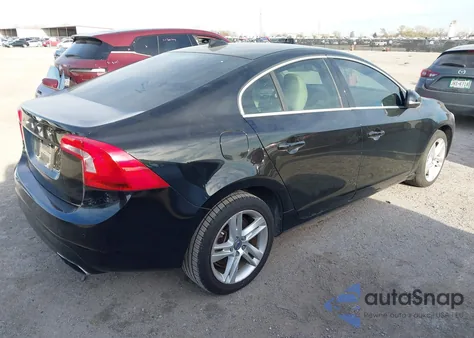 2014 Volvo S60 T5 from USA, damaged, VIN YV1612FS4E2297033